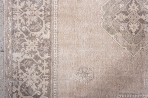 Antique Sivas Area Rug (4' x 6')